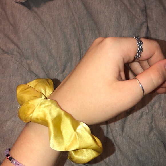scrunchies! - Picture 7 of 8